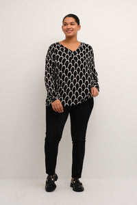 Kerry Ami blouse-curve style