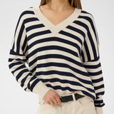 Foster V-neck jumper (Marine/Whisper white)